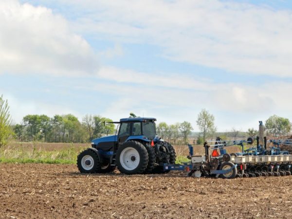 DIY sadzač zemiakov pre malotraktor