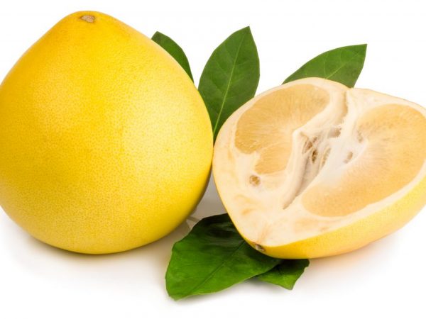 Jedzte nie viac ako päť pomelo za deň